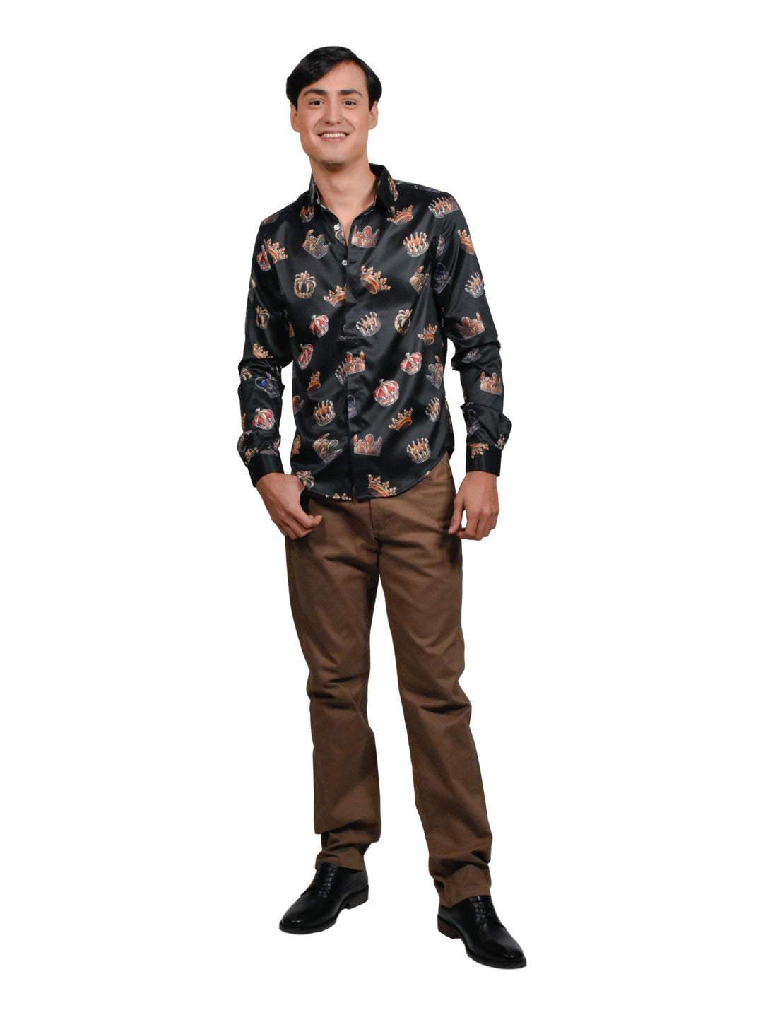 Pantalón color khaki marca Lee para hombre, estilo casual y corte recto.