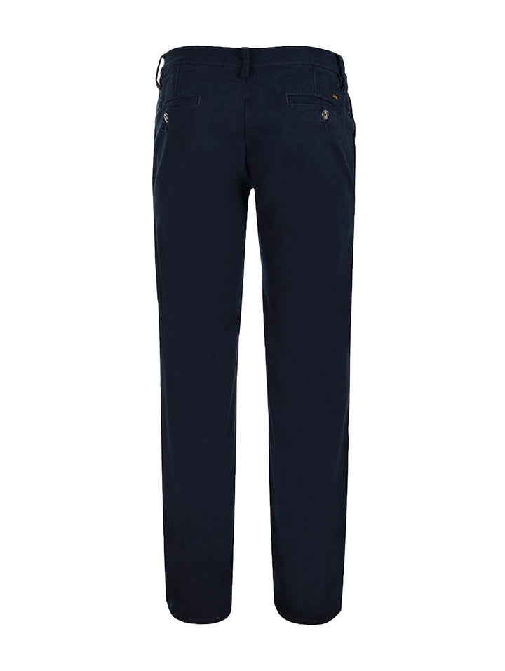 Pantalón casual de corte recto en color azul marino para hombre.