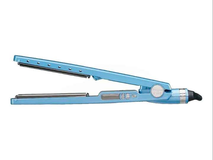 Alaciadora iónica digital Babyliss en color azul metálico con placas de nano titanio.