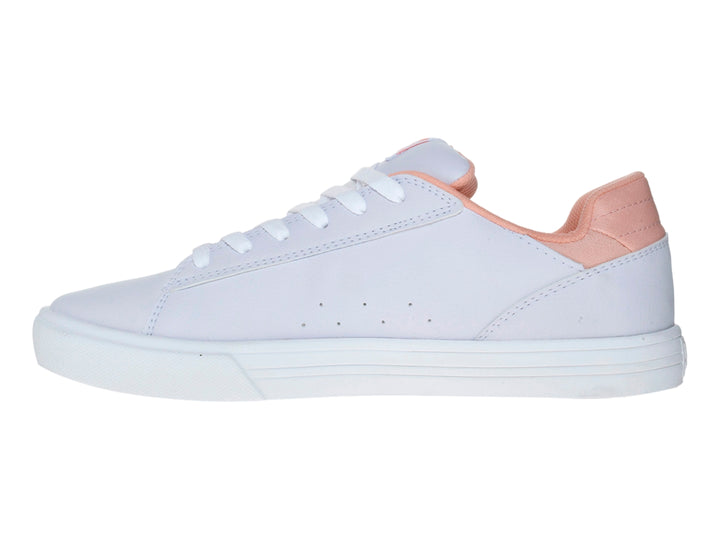 Tenis DC Shoes color blanco con detalles en rosa pastel y suela blanca.
