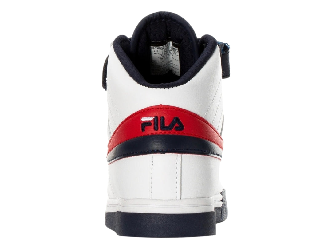 Tenis FILA VULC 13 blancos de bota alta con suela y detalles en azul marino y franja roja lateral.