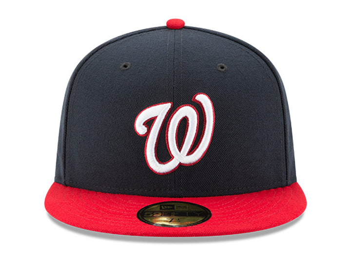 Gorra de béisbol New Era color navy con visera roja y logo de los Washington Nationals bordado en blanco.