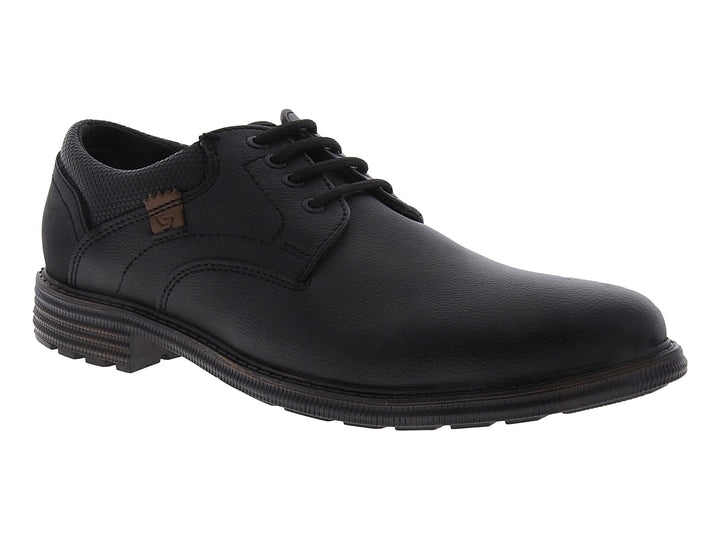 Zapato casual negro para hombre con cordones y suela en color camel.