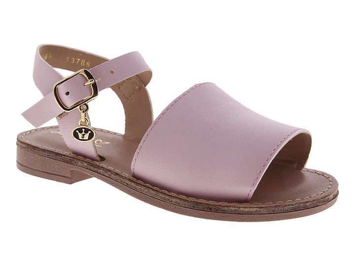 Sandalias para niña de color lila con correa ajustable y hebilla dorada.
