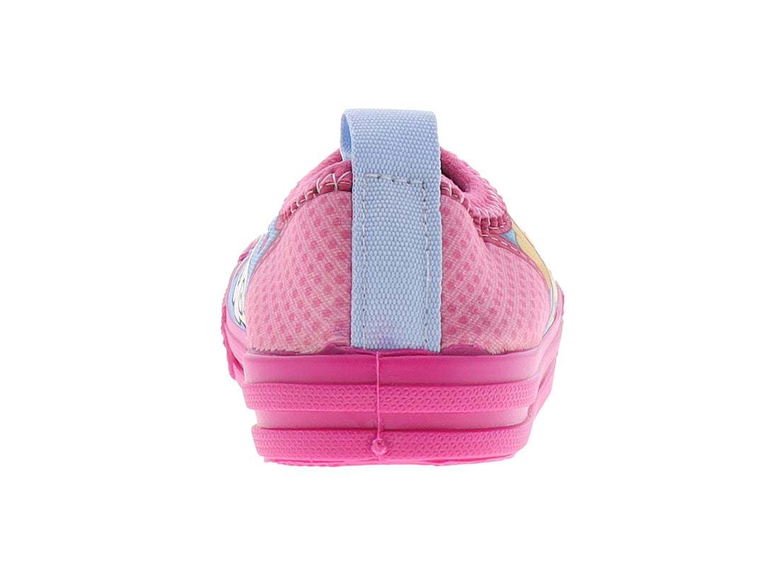 Tenis infantiles color rosa y azul con estampado de personaje y suela rosa texturizada.