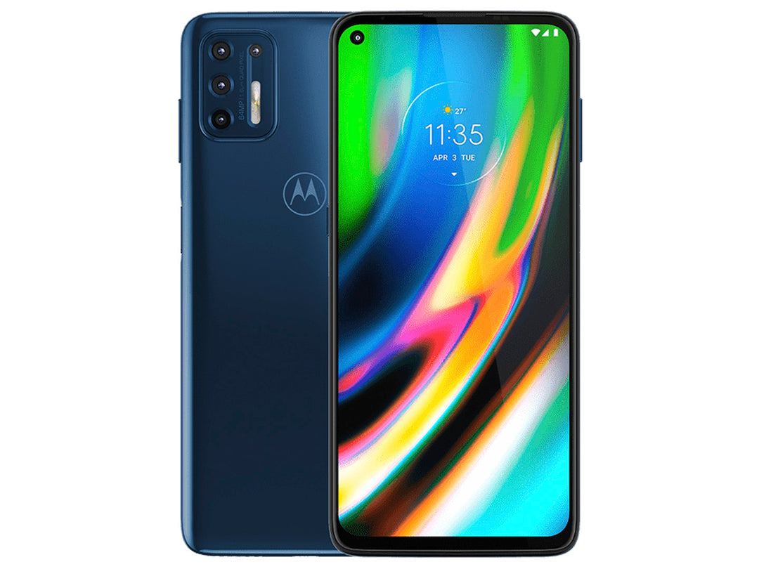 Teléfono inteligente Motorola G9+ en color azul, vista frontal y trasera sobre fondo blanco.
