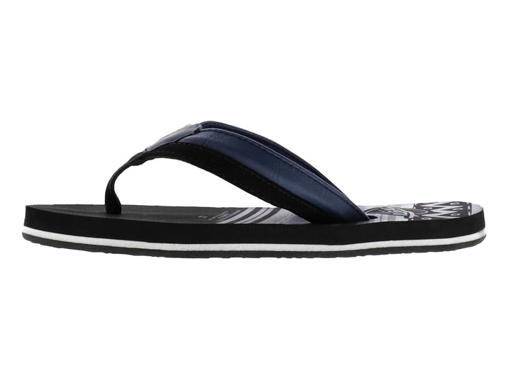 Sandalias para Niño de color azul con suela negra y una franja blanca lateral.