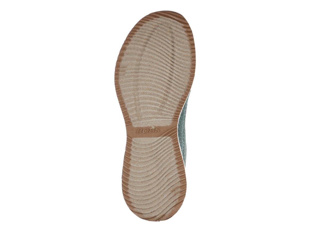 Tenis Skechers BOBS para mujer en color verde con suela blanca y base café.