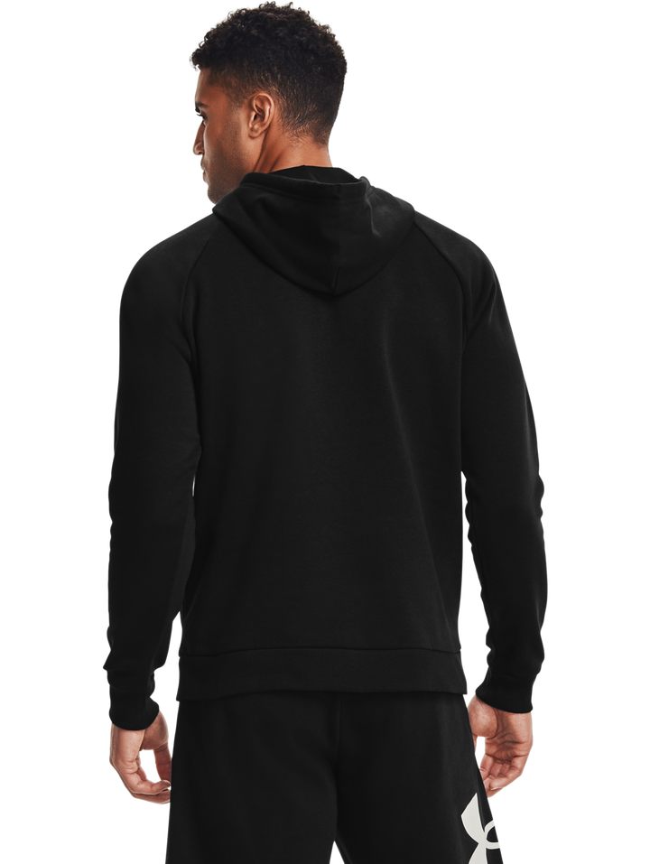 Sudadera con capucha Under Armour color negro con logotipo blanco grande en el pecho, modelo Hombre.