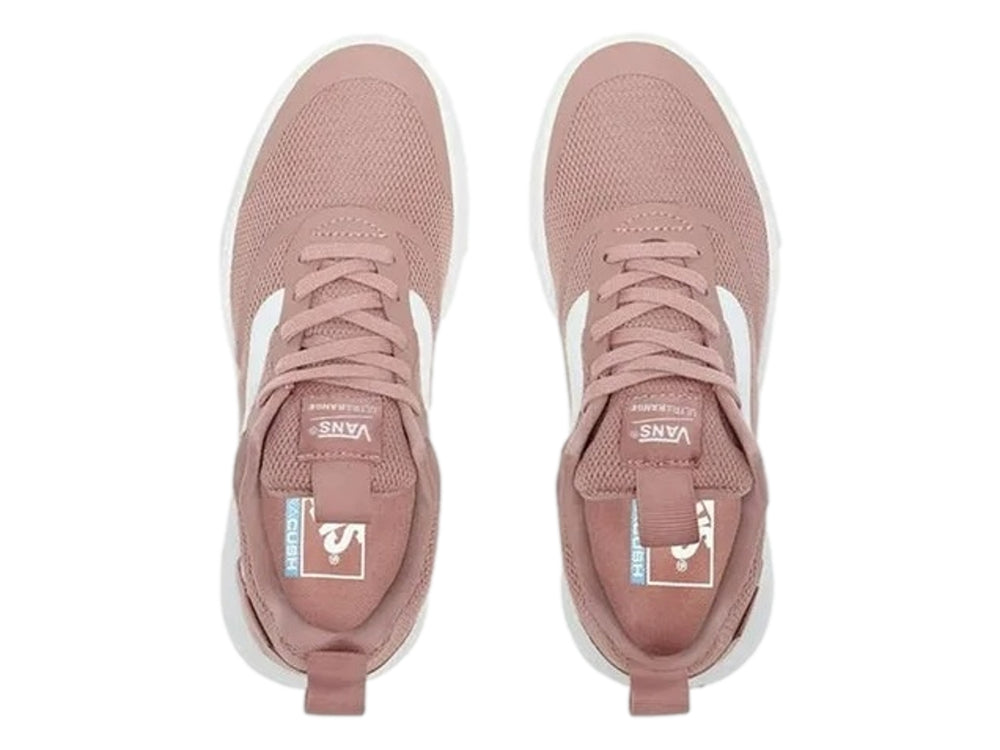 Tenis VANS UltraRange RapidW color rosa con suela blanca y tejido de malla.