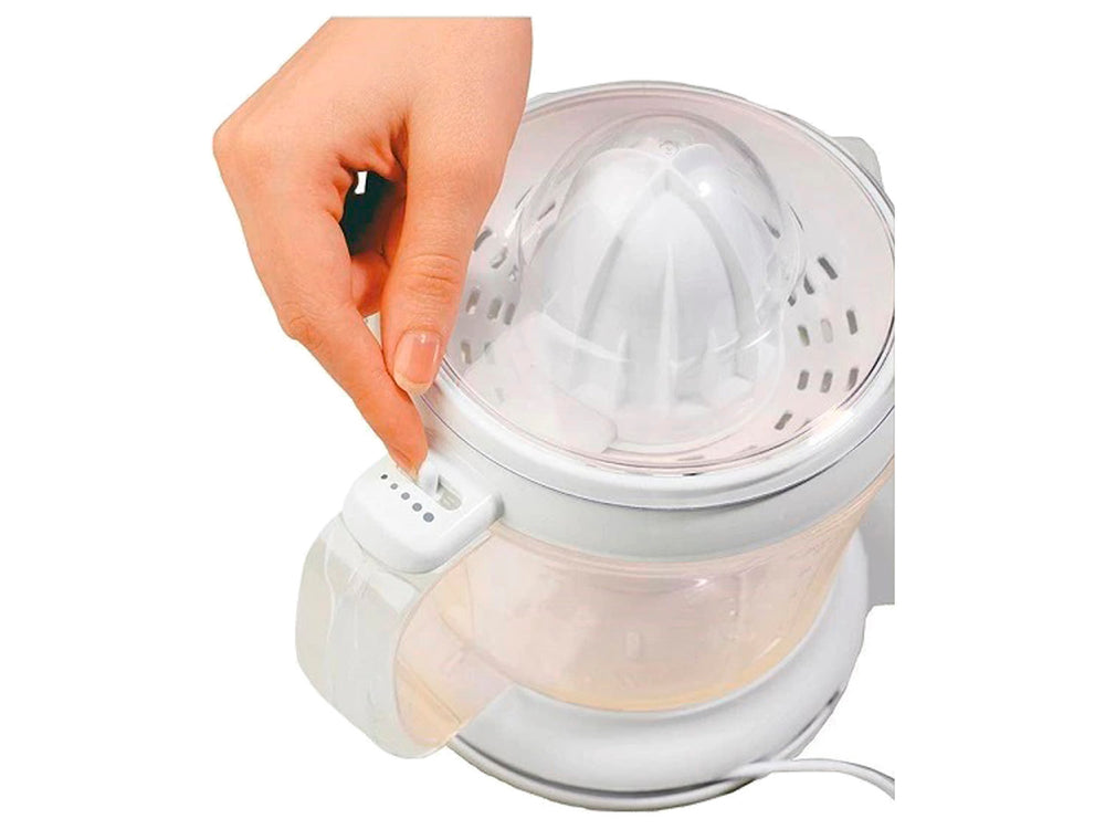 Exprimidor de cítricos Hamilton Beach color blanco con recipiente transparente.
