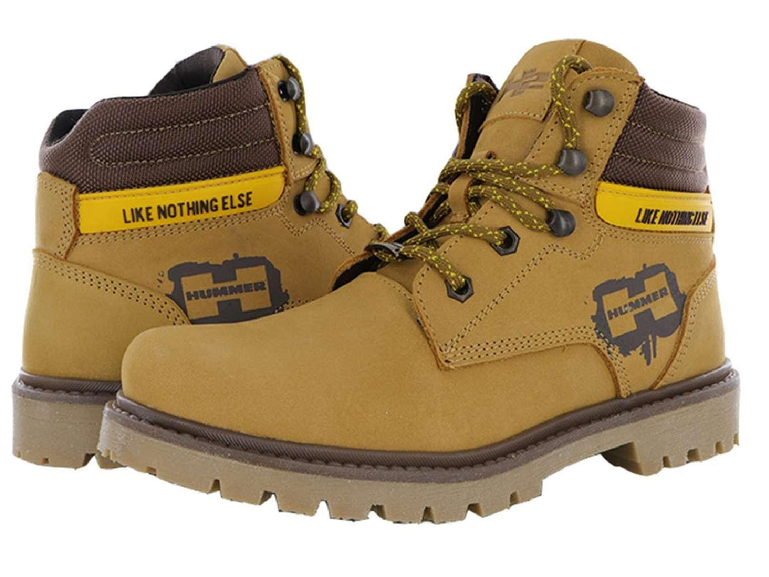 Botas Hummer color miel para mujer con suela track y detalles en amarillo.