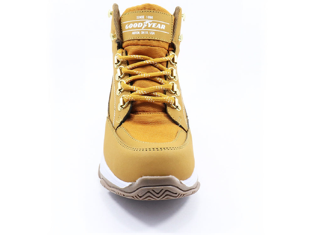 Botas Goodyear color miel para mujer con suela blanca y cordones.
