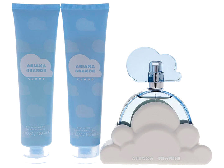 Set de perfume Ariana Grande Cloud que incluye botella en forma de nube y dos lociones corporales en color azul.