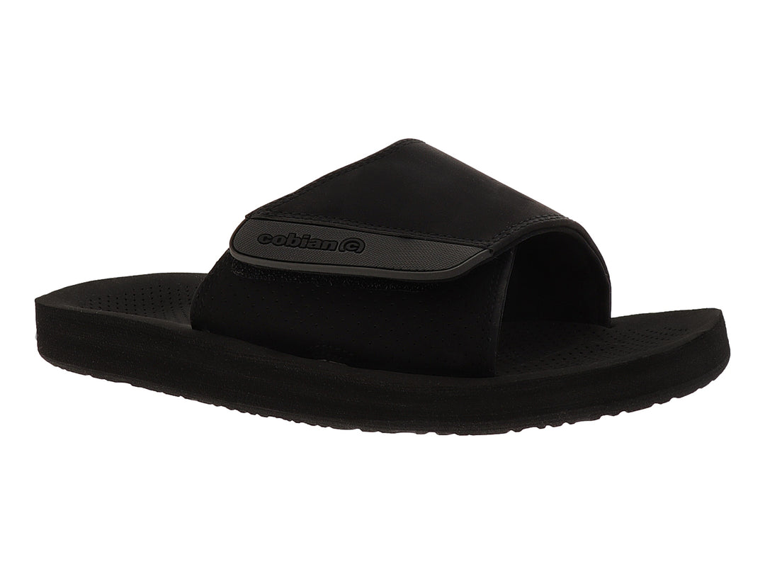 Sandalia Cobian AVS19 para hombre en color negro con correa ancha y suela ergonómica.