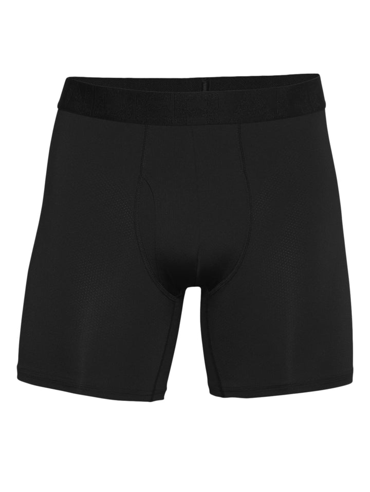 Boxer de hombre marca Under Armour en color negro, estilo deportivo.
