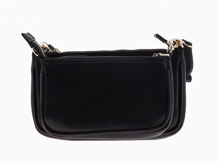 Bolso pequeño de cuero negro con cierres dorados y diseño compacto.