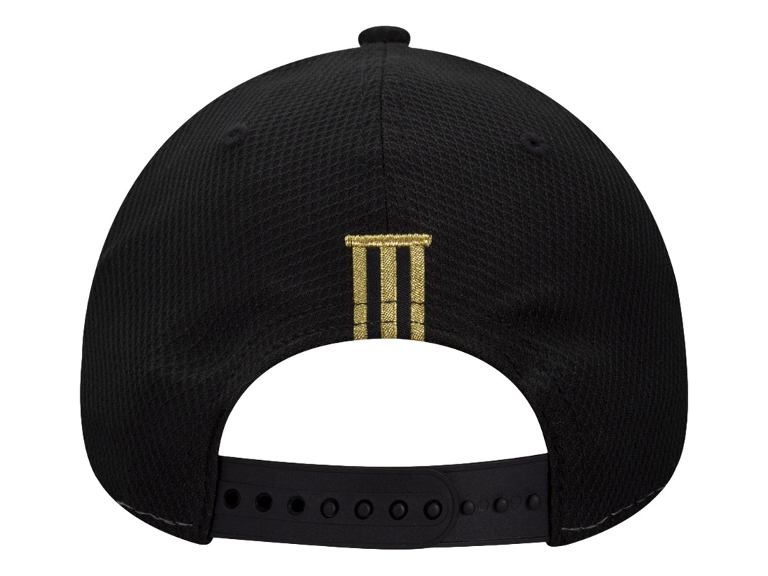 Gorra de béisbol New Era bicolor negro y blanco con texto bordado &
