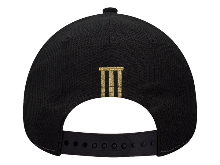 Gorra de béisbol New Era bicolor negro y blanco con texto bordado &