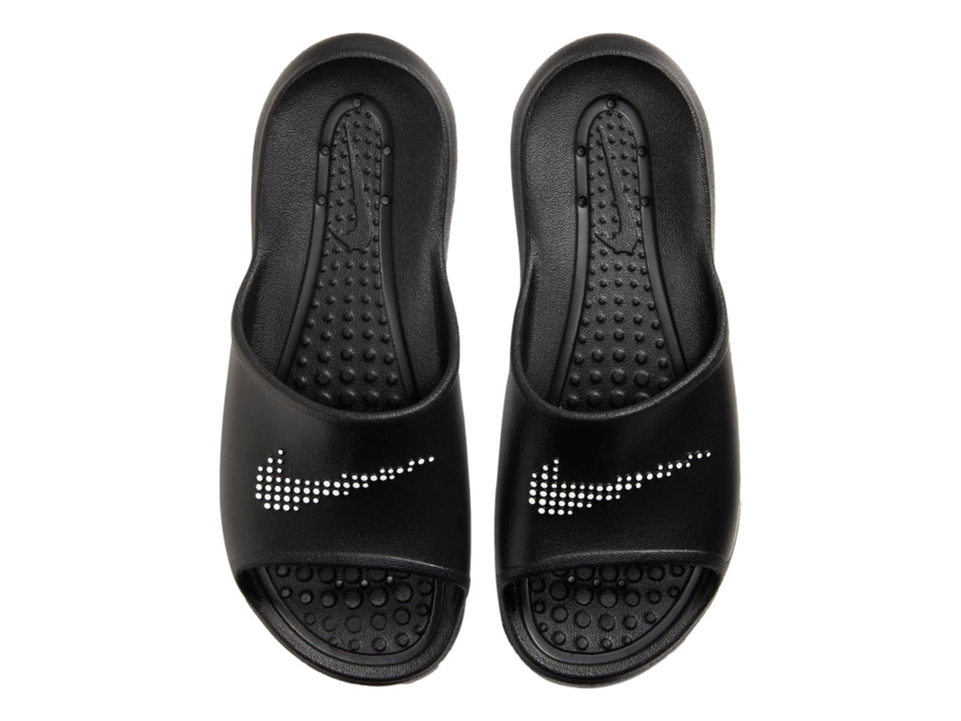 Sandalia Nike Victori One Shower Slide para mujer en color negro.
