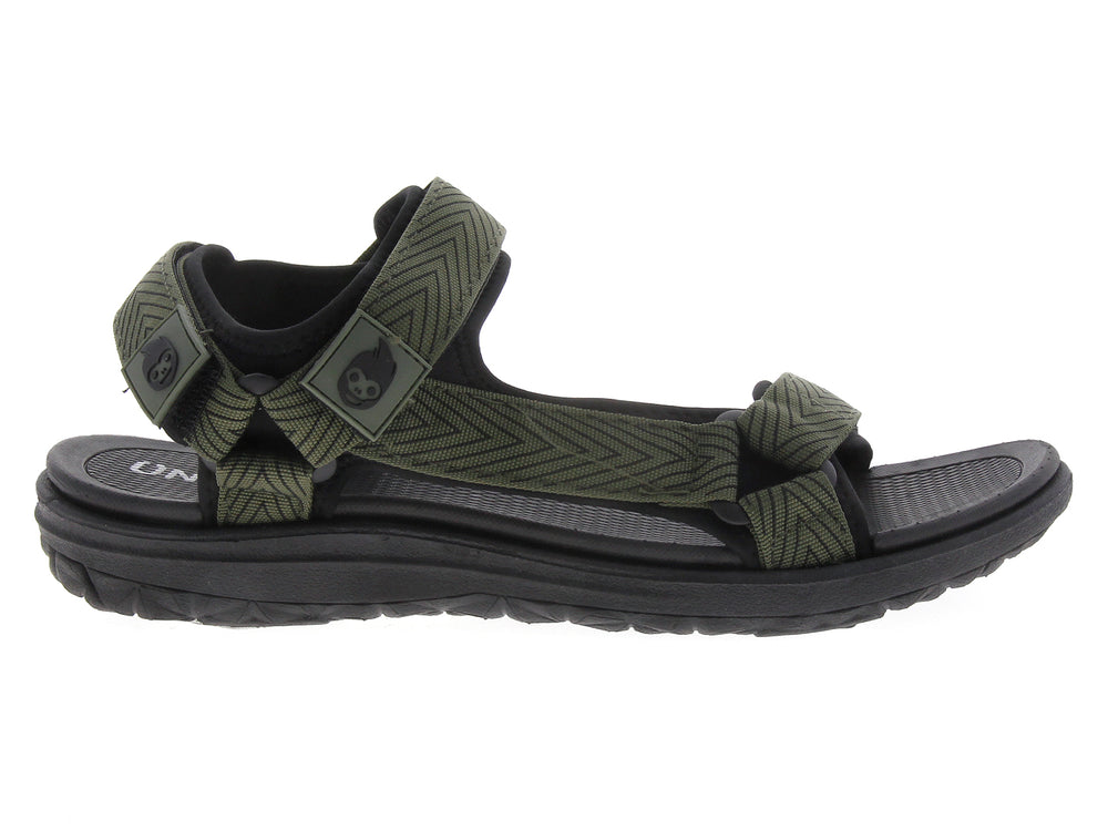 Sandalia para hombre estilo gladiador en color verde militar con suela negra.