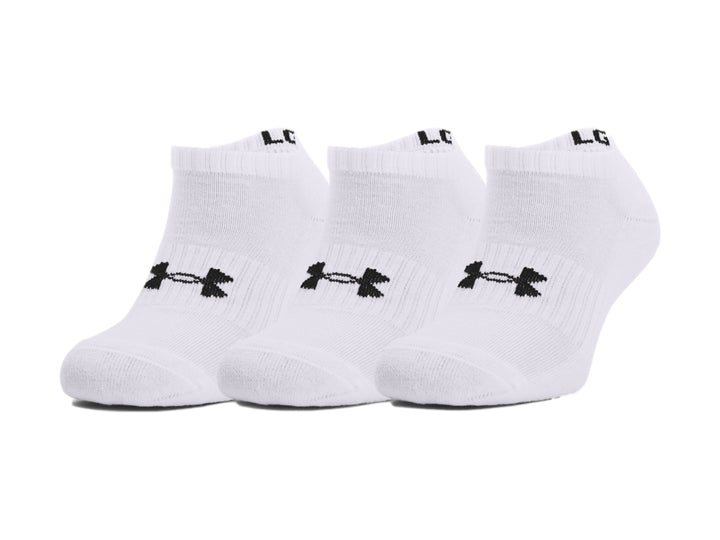 Pack de 3 calcetines blancos Under Armour Core No Show con logotipo negro.