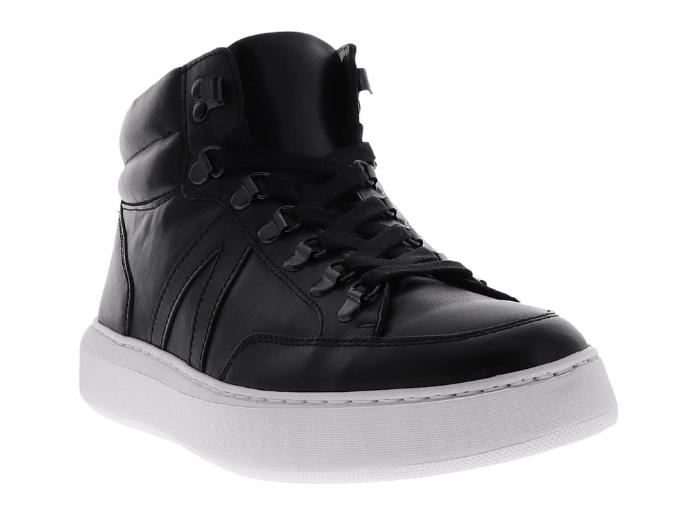 Tenis tipo botín de cuero negro con suela blanca y cordones.