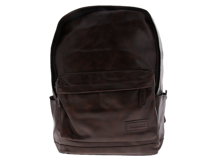 Mochila de color marrón oscuro con acabado en cuero sintético y un bolsillo frontal.