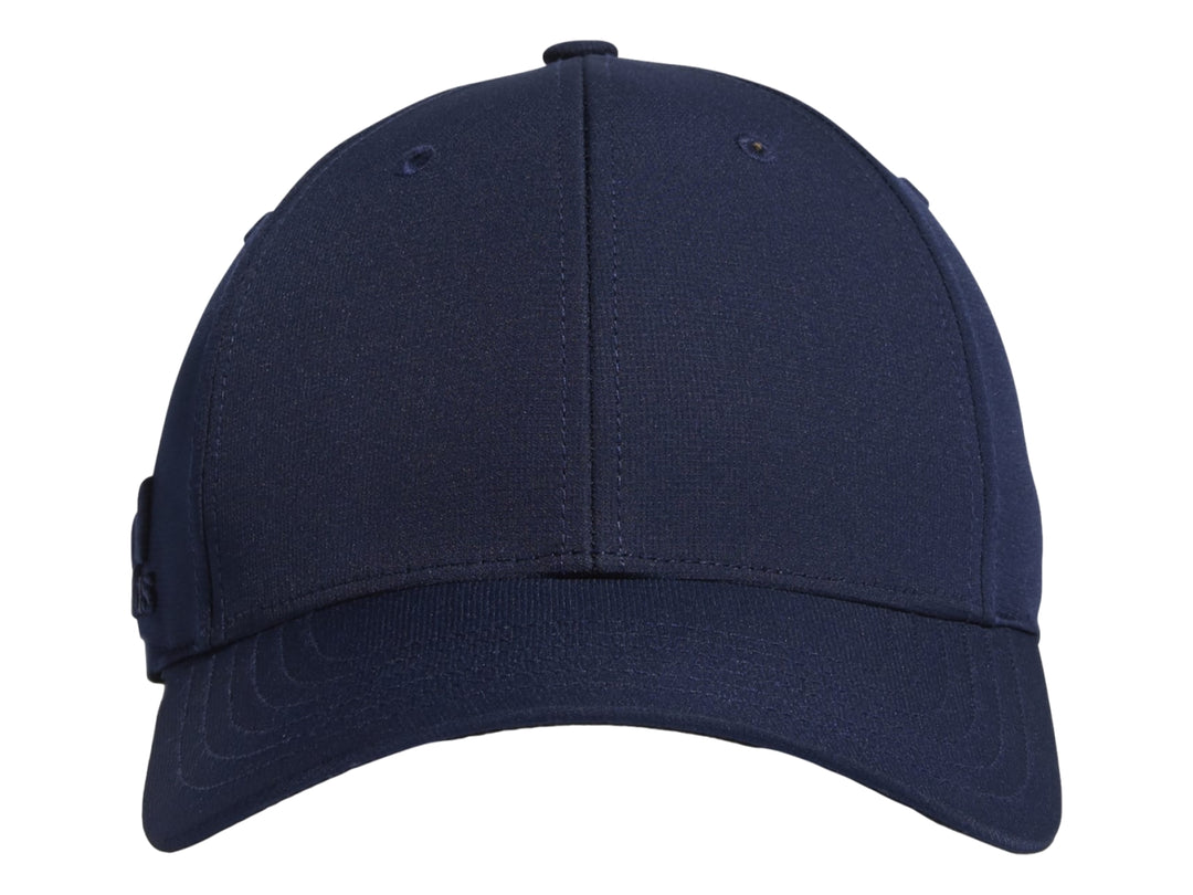 Gorra deportiva Adidas de color azul marino con visera curva.