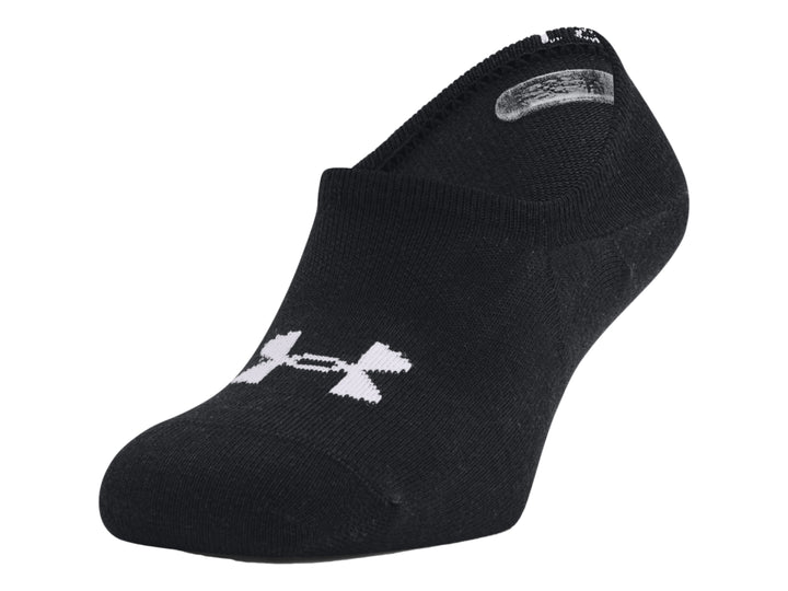 Calcetín deportivo Under Armour color negro, corte bajo, con logotipo blanco en el empeine.