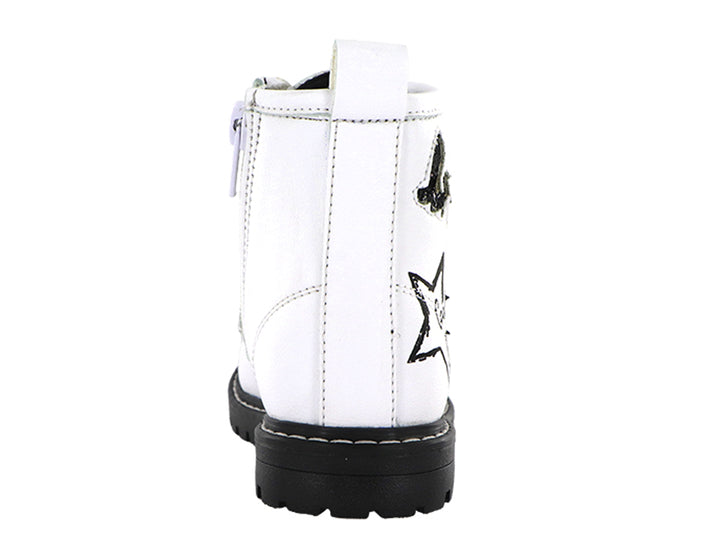 Botas blancas para Niña con suela y agujetas negras, decoradas con estrellas y texto.
