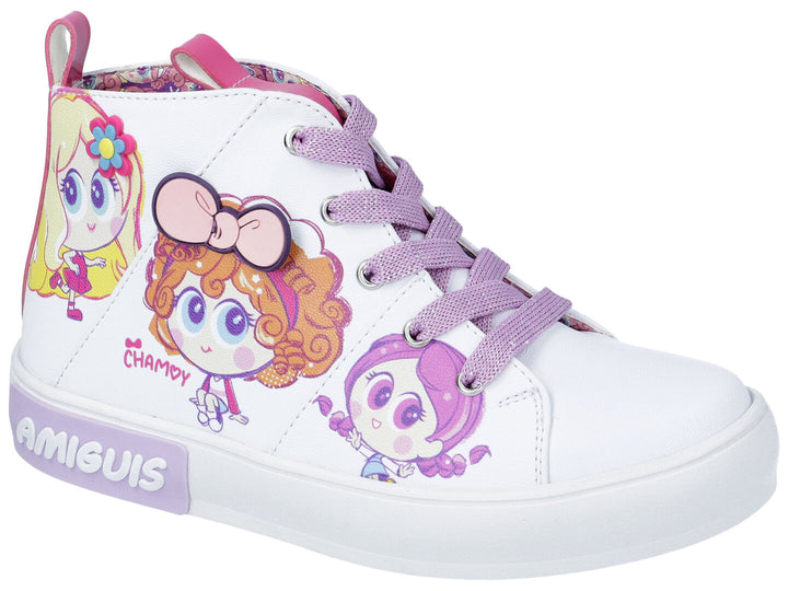 Tenis blancos de bota para niña con ilustraciones de personajes coloridos y agujetas moradas.