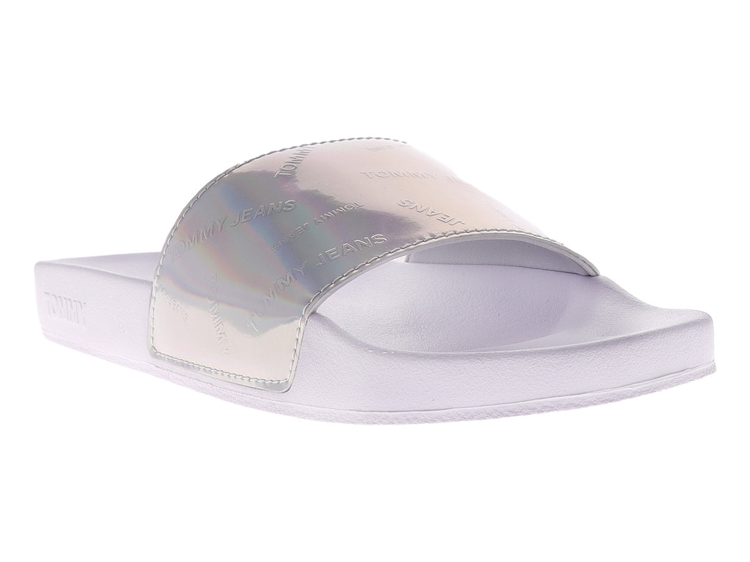 Sandalias blancas Tommy Hilfiger para mujer con correa iridiscente y logotipo Tommy Jeans.
