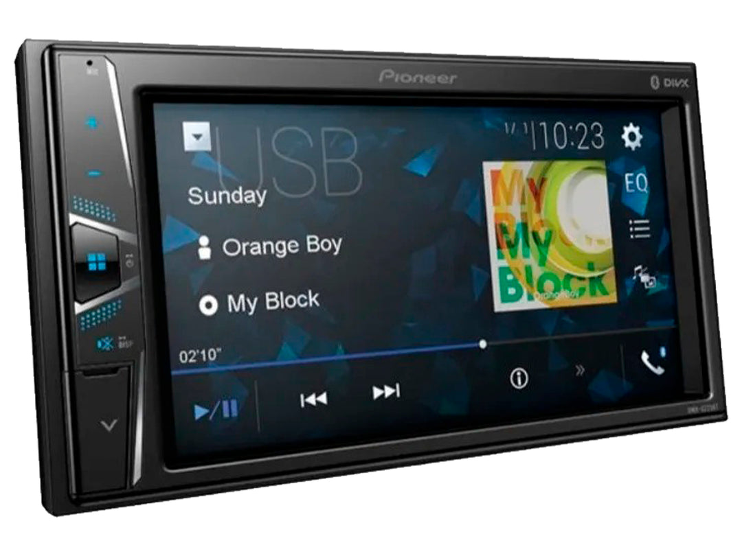 Estéreo Pioneer DMH-G225BT negro con pantalla LCD de 6.2 pulgadas mostrando menú de funciones.