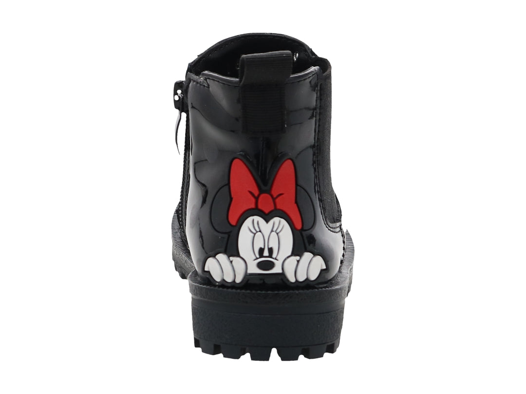 Bota negra de charol con lunares y detalle de Mickey Mouse en el talón.