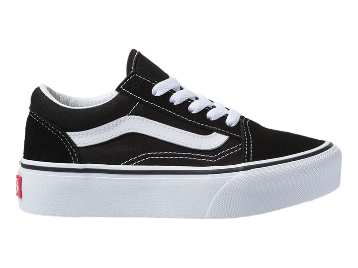 Tenis VANS Old Skool Platform en color negro con suela blanca gruesa y franja lateral blanca.