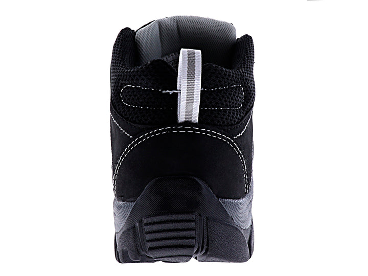 Zapato deportivo tipo botín marca 4x4 en colores negro y gris con detalles blancos y suela robusta.