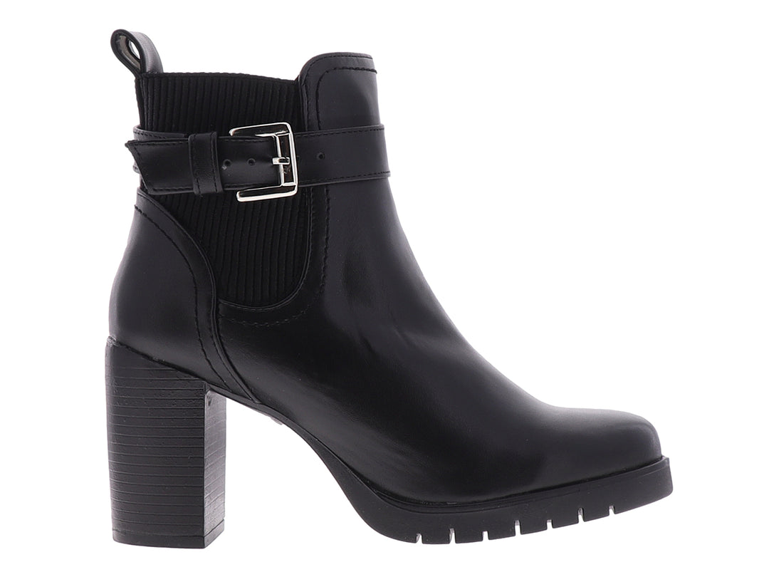 Botines negros para mujer con tacón grueso, plataforma y correa con hebilla plateada.