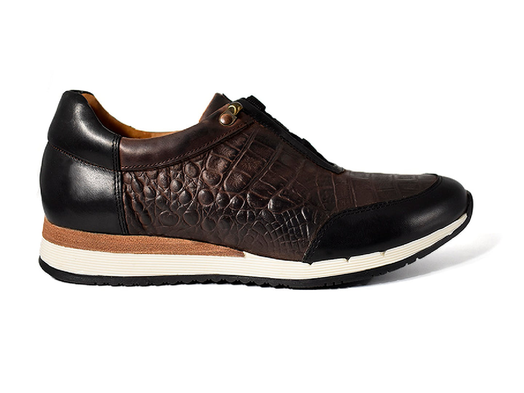 Zapato casual para hombre Buckhouse Malibu en colores nogal y negro con suela blanca.