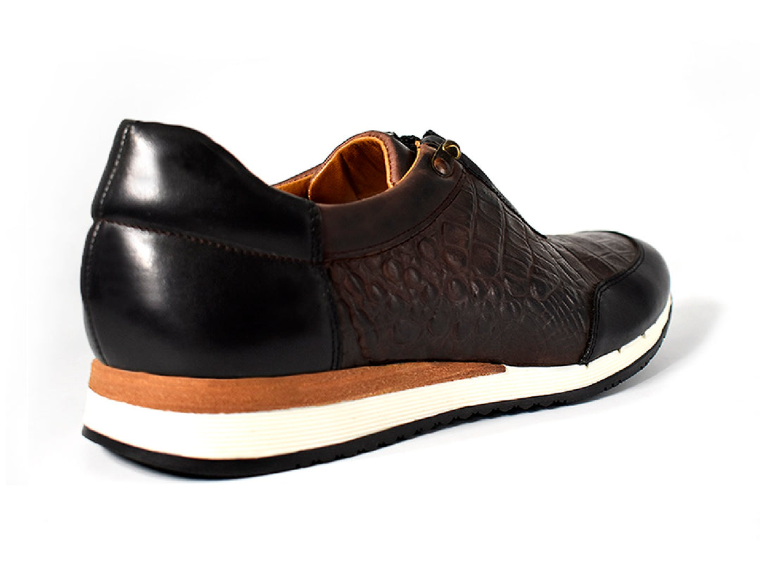 Zapato casual para hombre Buckhouse Malibu en colores nogal y negro con suela blanca.