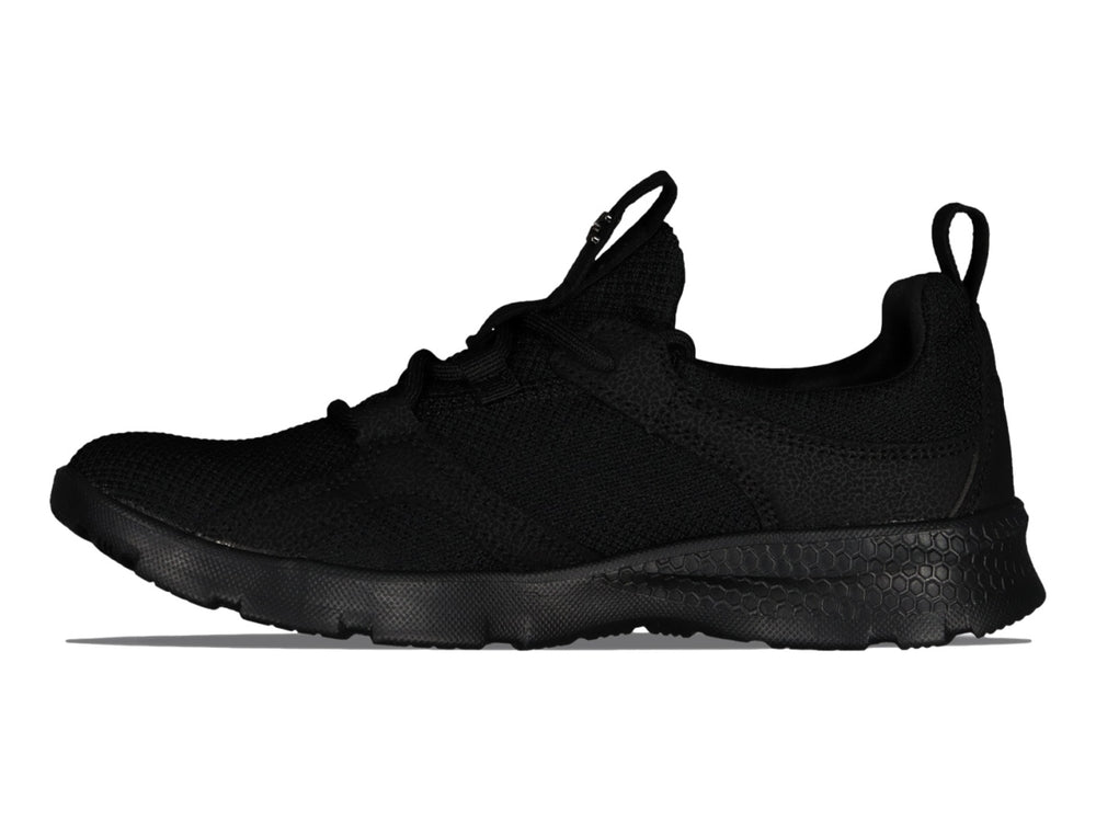 Tenis deportivo Charly color negro con tejido de malla y suela texturizada.