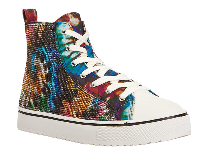 Tenis Steve Madden para niño en colores tie dye con detalles brillantes y suela blanca.