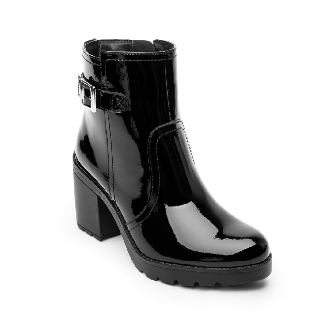 Botín negro de charol para mujer con tacón grueso y detalle de hebilla lateral.