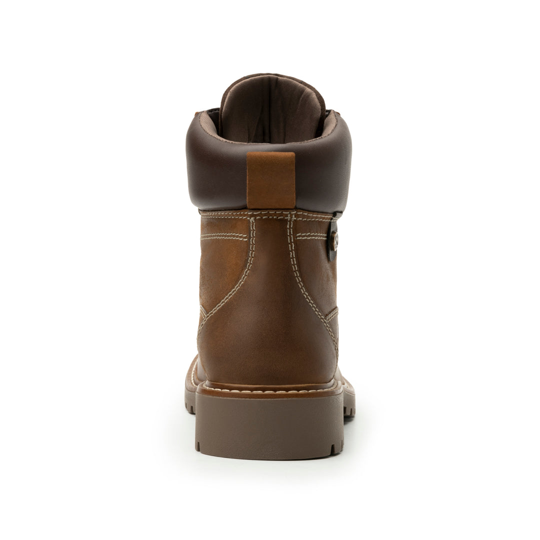 Botas Flexi Aldara para mujer en color tan, con agujetas y suela track.