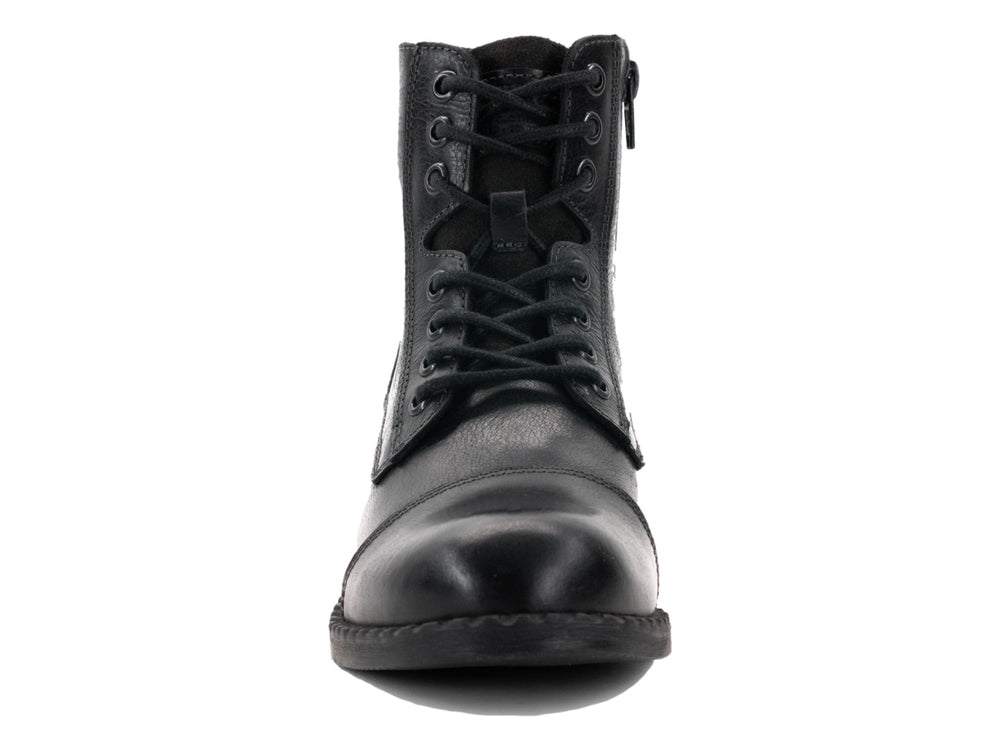 Botas negras de cuero sintético para mujer con agujetas y tacón bajo.