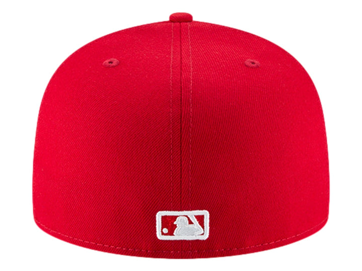 Gorra de béisbol New Era color rojo con logotipo de Boston Red Sox en blanco.