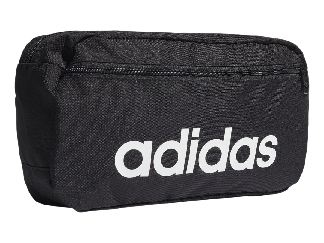 Bolsa de almacenamiento Adidas color negro con logotipo lineal en blanco y cierre superior.