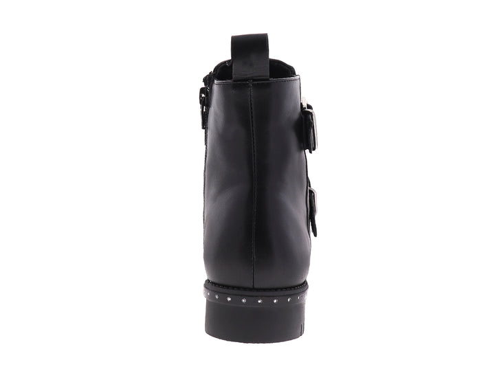 Botas negras de cuero para mujer con doble hebilla plateada y suela dentada con detalles de tachuelas.