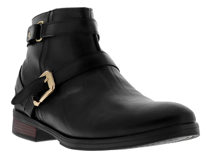 Botín casual color negro para Mujer con detalles de hebillas doradas y tacón bajo.