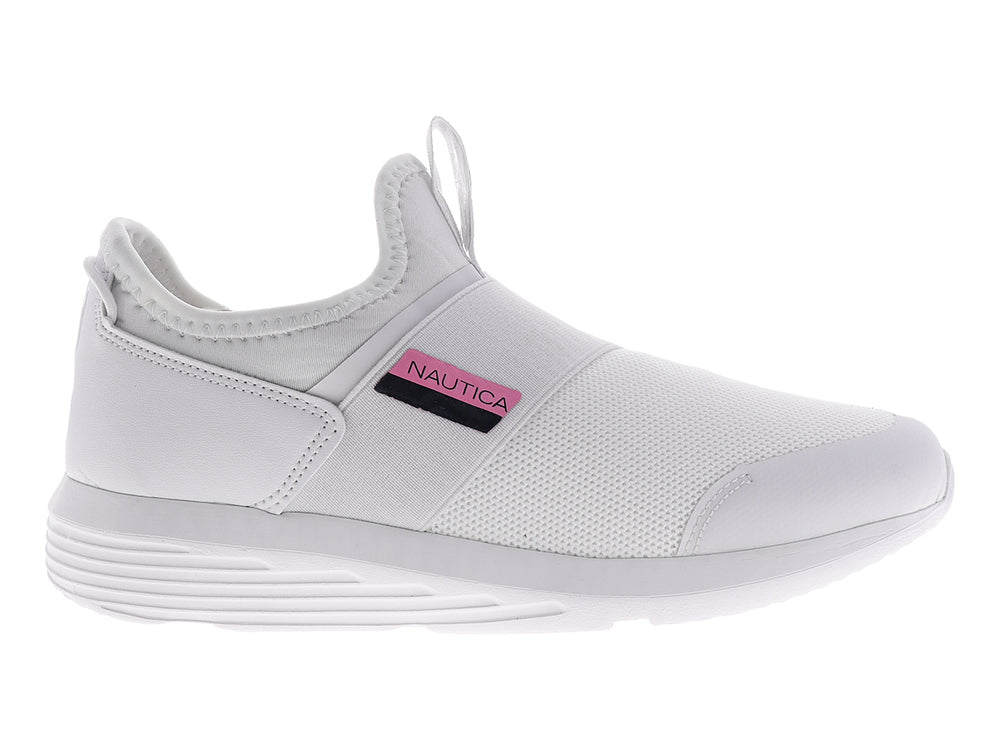 Tenis deportivos Nautica color blanco con detalle en rosa, estilo slip-on.